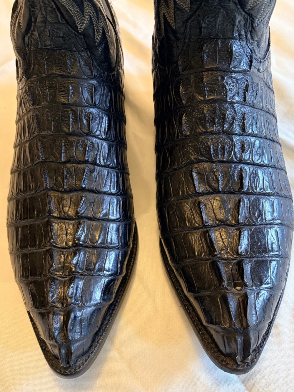 Vintage Lucchese Classics Handmade Hornback Alligator Tail Cowboy Boots